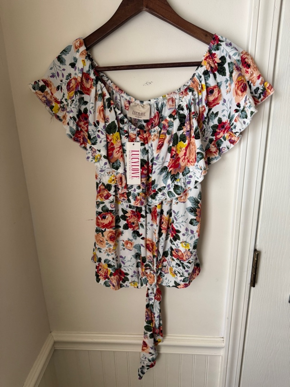 Lucy Love Floral Off-Shoulder Tie Waist Top in White Floral Size Medium New